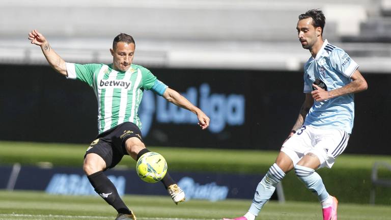 Andrés Guardado, Diego Lainez y el Real Betis calificaron a la próxima Europa League.