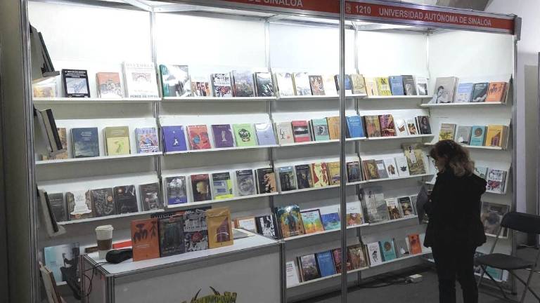 La UAS participa con lo mejor de su catálogo editorial en la 46° edición de la Feria Internacional del Libro del Palacio de Minería.