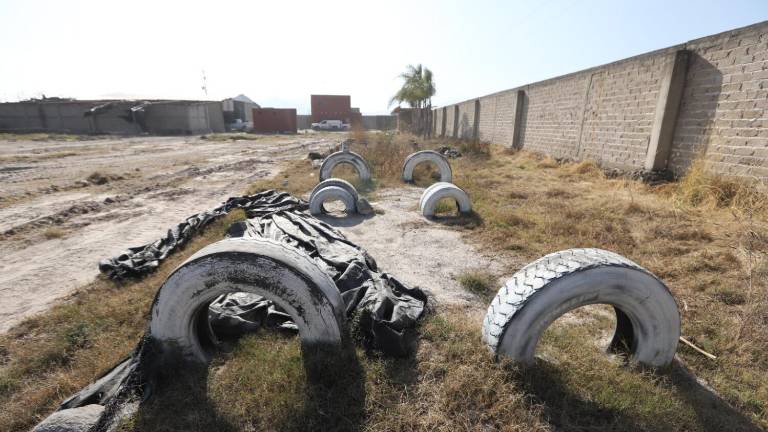 Autoridades han levantado evidencias en el rancho Izaguirre, utilizado por el Cártel Jalisco Nueva Generación, tras hallazgo de fosas clandestinas en el lugar.