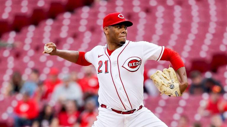 Hunter Greene maniató por completo a los Diamondbackas de Arizona.