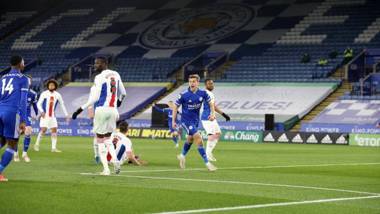 El Leicester City no afloja el paso en la Premier League.