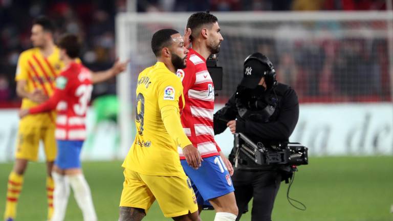 Barcelona empata 1-1 en Granada