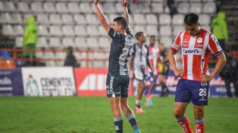 Illian Hernandez sentenció el triunfo de los Tuzos y los dejó en franca pelea por un lugar directo a los cuartos de final.