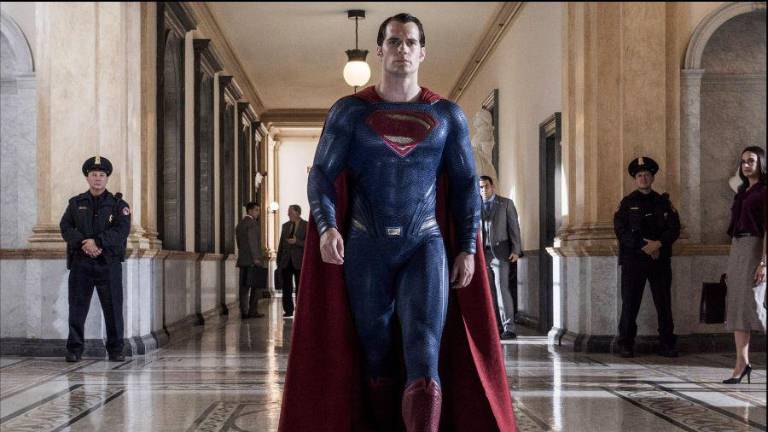 Henry Cavill se despide de su personaje del hombre de acero.