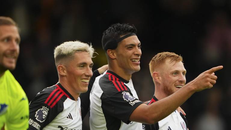 Raúl Jiménez abrió el marcador por el Fulham.