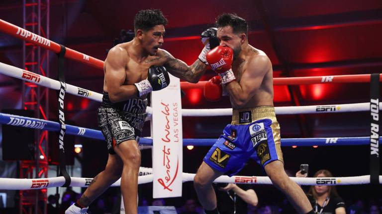 Edy Valencia dio gran pelea en Las Vegas.