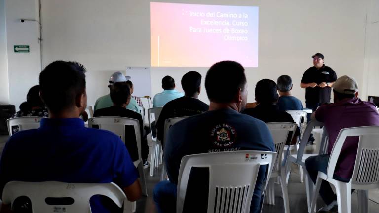 Son más de 20 participantes en el curso.