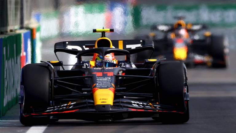 Sergio “Checo” Pérez logra el doblete en Azerbaiyán.