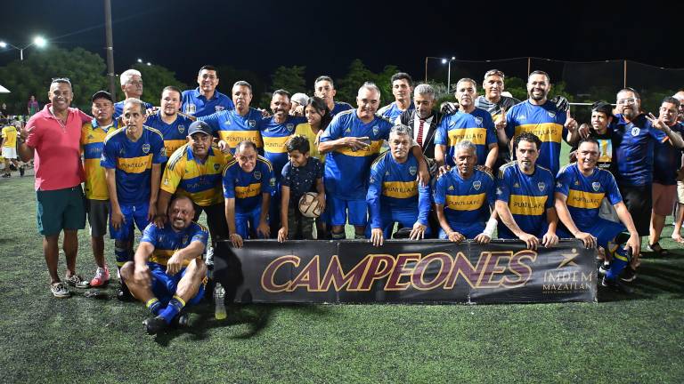 La Puntilla F.C. se proclamó campeón en la Serie A de la Golden Máster 2024-2025.