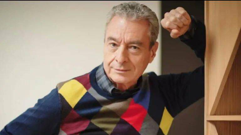 El actor César Costa desmiente la falsa noticia de su muerte.