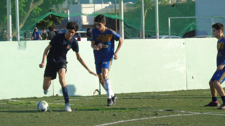 Se jugó la cuarta jornada en la Liga Estudiantil.