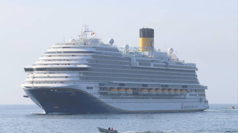 El crucero Carnival Fun Italian Style arribó este miércoles a Mazatlán.