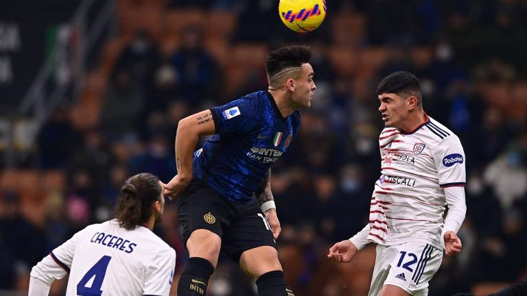 Inter de Milán ya alcanzó la cima en la Serie A, luego de golear al Cagliari.