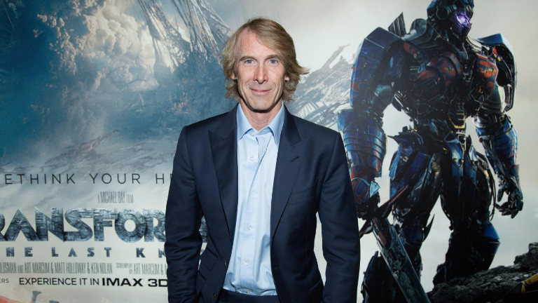 Michael Bay está en pláticas para una nueva entrega de Transformers.