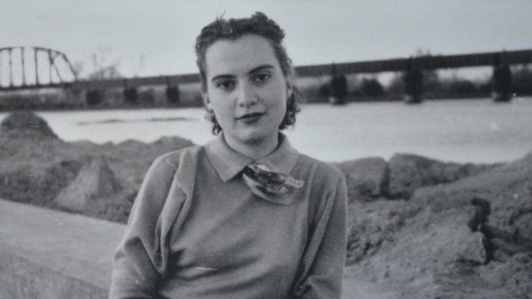 Convocan al Premio Bellas Artes de Literatura Inés Arredondo