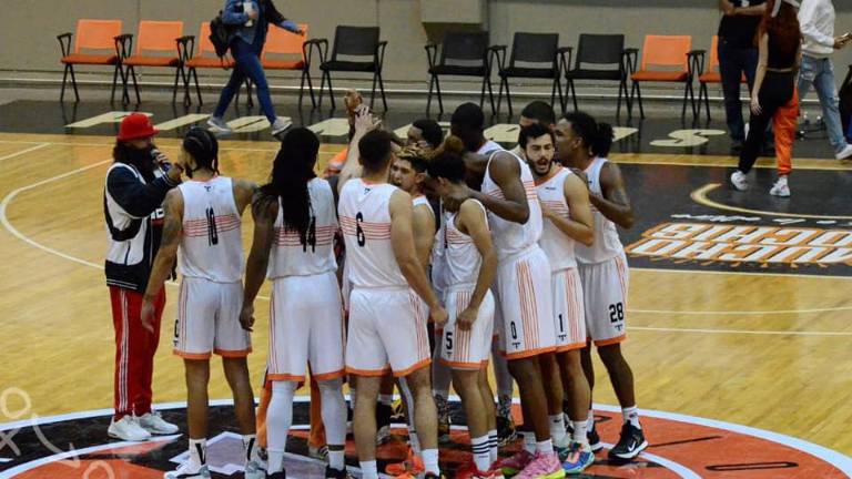 Pioneros de Los Mochis le propinó un nuevo revés a Caballeros de Culiacán en la temporada.