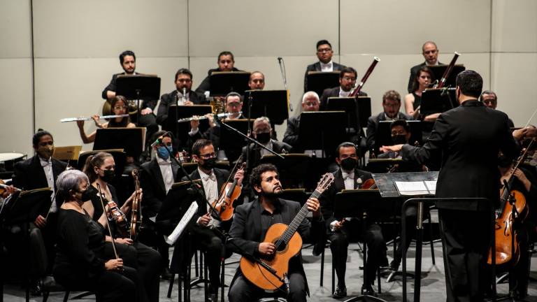 La OSSLA acompañó a los ganadores del Concurso de Guitarra Culiacán.