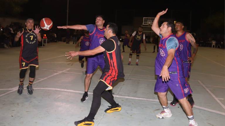 Halcones Diabólicos empata a uno la final ante Deportivo Lázaro Cárdenas.