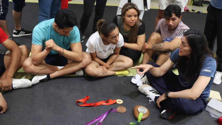 María del Rosario Espinoza compartió sus experiencias olímpicas.