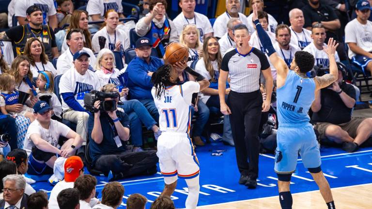 Thunder de Oklahoma City vence 131-80 a los Grizzlies de Memphis.