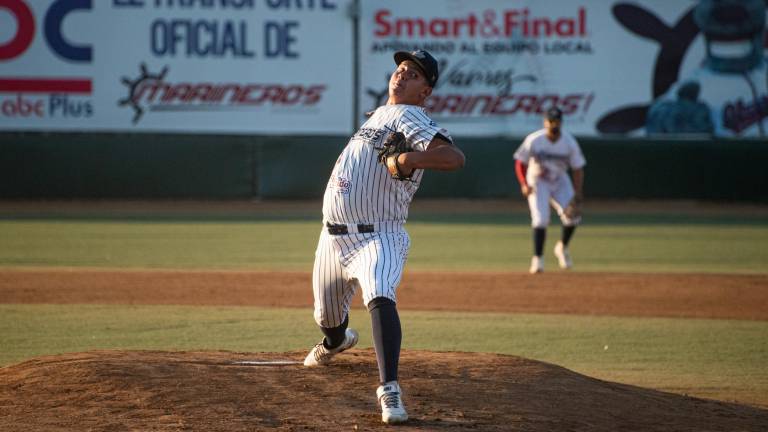 El lanzador Luis Mario Sánchez Gutiérrez es una de las Primeras Firmas de Tomateros de Culiacán en el presente año.