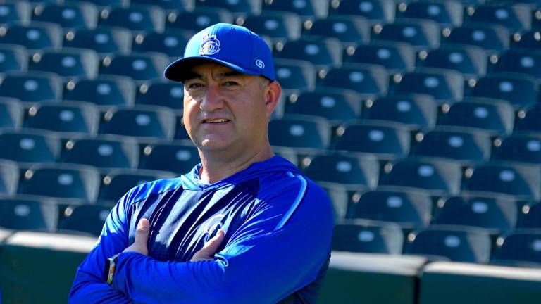 Gerardo Álvarez es cesado por Yaquis.