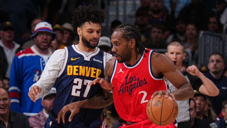 Kawhi Leonard fue determinante para la victoria para los Clippers.
