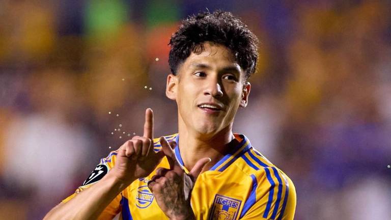 Uriel Antuna podría vestirse de Cañonero.