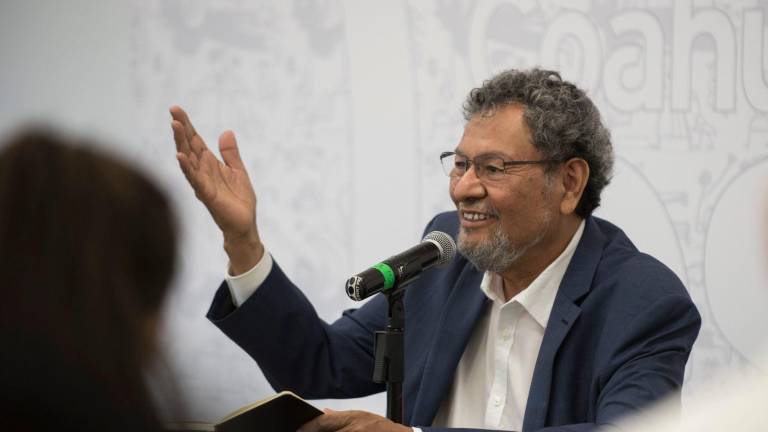 Élmer Mendoza sostendrá una charla con Luis Jorge Boone.