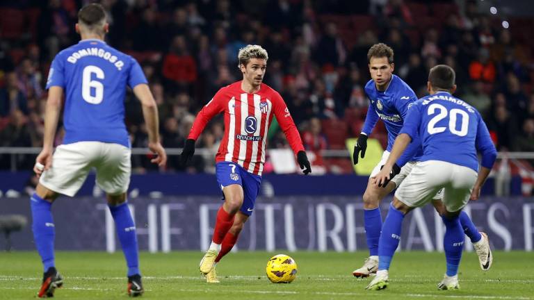 Antoine Griezmann anotó y alcanzó a Luis Aragonés como el máximo anotador histórico del Atlético.