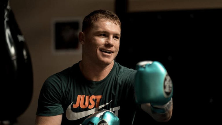 EL boxeador Saúl “Canelo” Álvarez se convierte en Simpson.