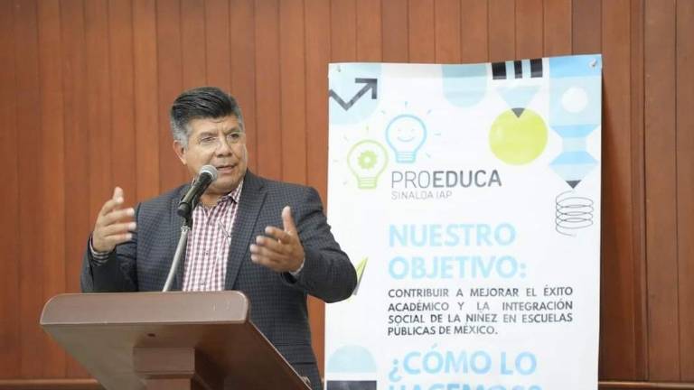 Este lunes agentes de la FGE llegaron al Campus Buelna en Culiacán para ejecutar una orden de cateo, pero no pudieron llevarlo a cabo.