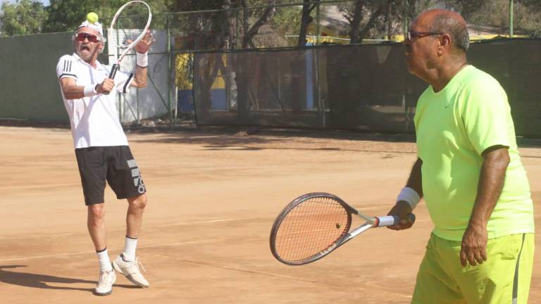 Juan Gavica y Eleazar Chicuate salen avantes en la segunda jornada.
