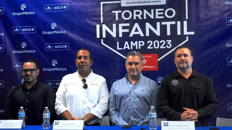 En rueda de prensa se hace la presentación del certamen.