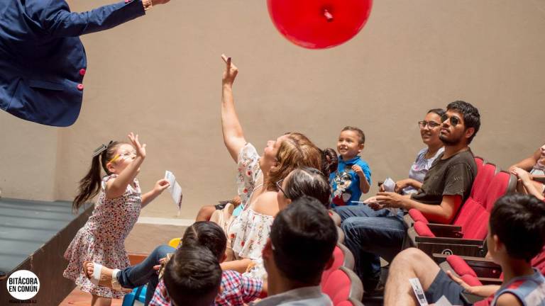 El teatro será una de las actividades que disfrutarán los niños.