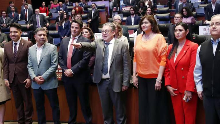 José Gabriel Cuadra García rinde protesta como nuevo subgobernador de Banxico.