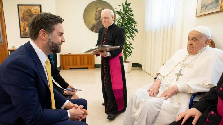 Breve encuentro entre el Papa Francisco y el vicepresidente de los Estados Unidos de América, James David Vance.