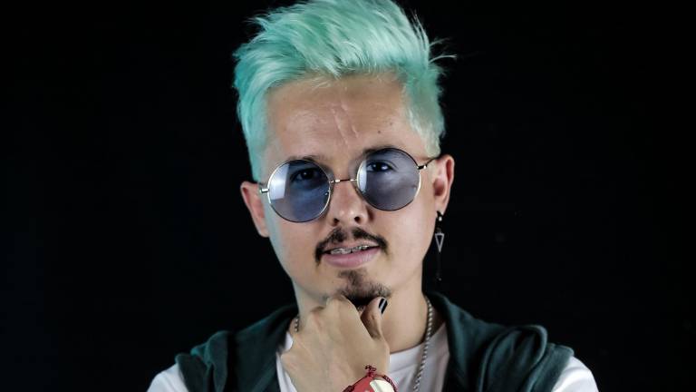 Vibn inició su carrera como DJ en Culiacán.
