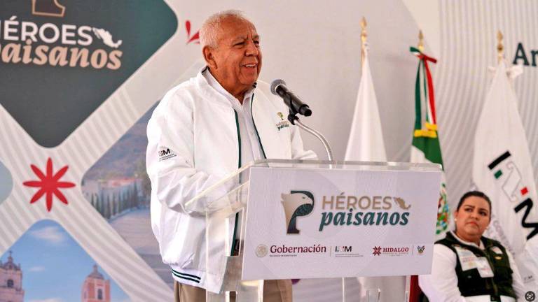 Francisco Garduño dejará el Instituto Nacional de Migración tras seis años al frente, en medio de críticas por su absolución del caso Juárez.