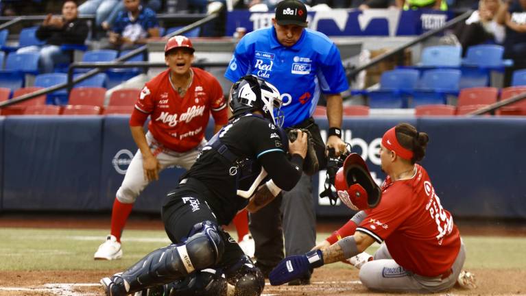 Venados le saca la escoba a Sultanes.