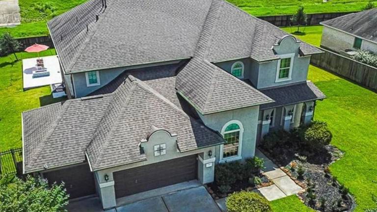 Vivienda que el ex Gobernador de Guanajuato Diego Sinhue Rodríguez Vallejo, renta en Houston.