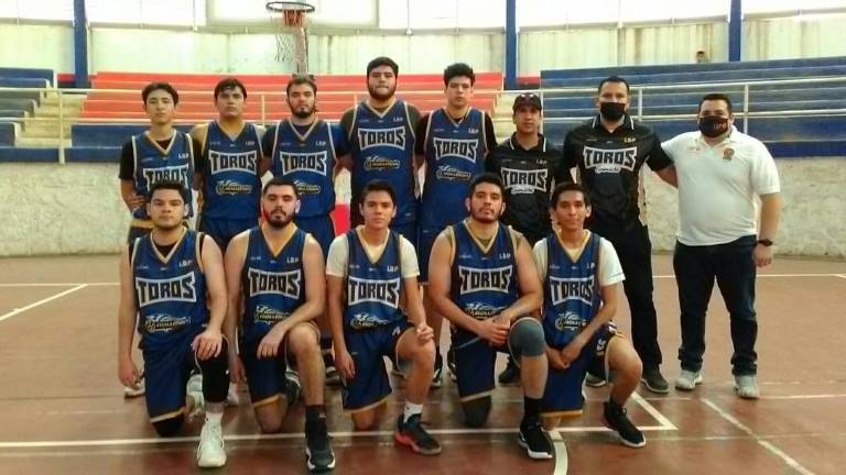 Toros de Guamúchil trabaja ya para el arranque de la campaña.
