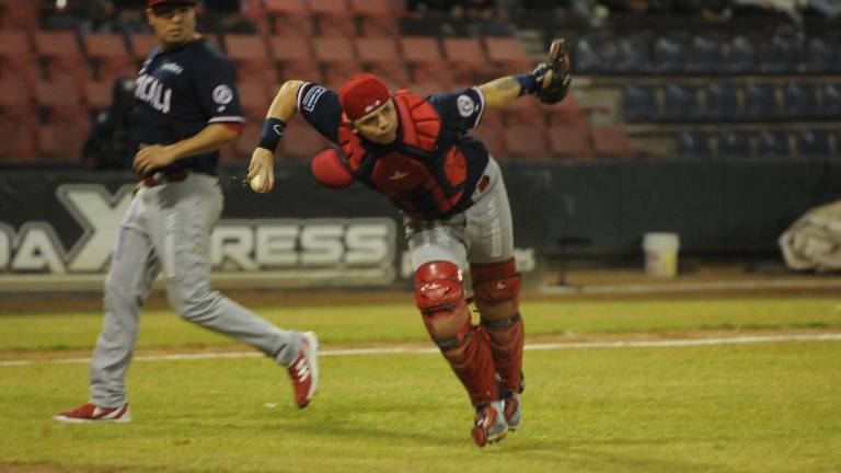 Mayos derrota a Águilas.