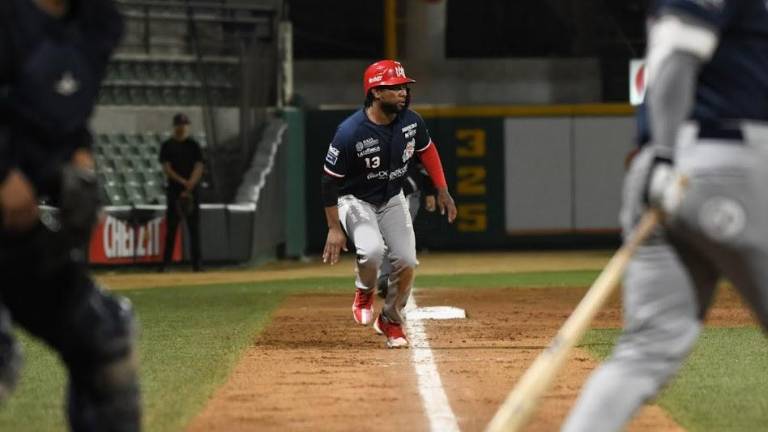 Águilas de Mexicali evitan la limpia en Guasave.