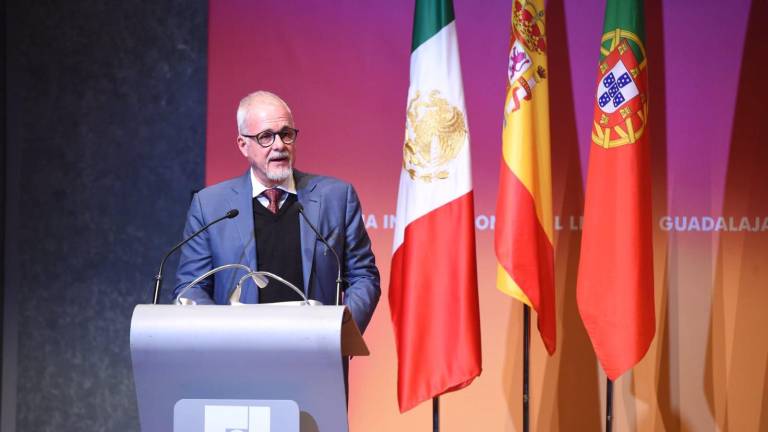 Raúl Padilla fue Rector de la Universidad de Guadalajara y era presidente de la Feria Internacional del Libro de Guadalajara.