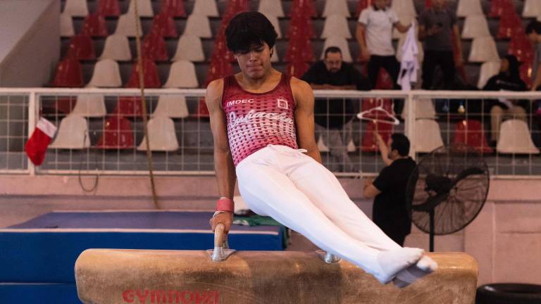 La gimnasia artística define a sus campeones.