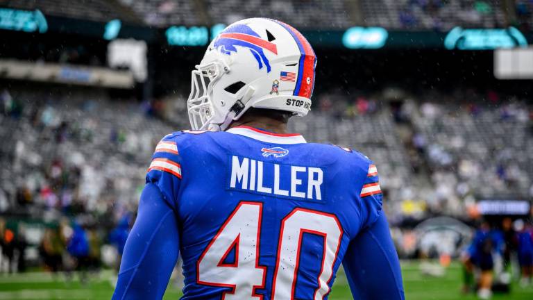 Von Miller ha recibido una orden de arresto por violencia doméstica.