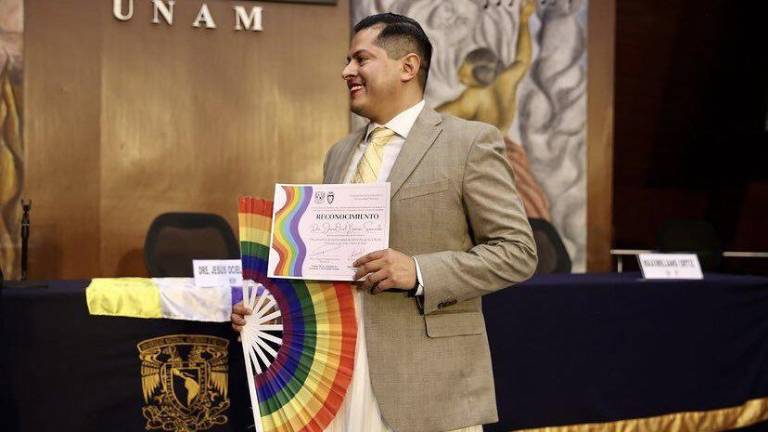 Jesús Ociel Baena Saucedo fue encontrado sin vida este lunes en su domicilio en Aguascalientes; fue el primer Magistrade electoral no binario de Amérlica Latina.
