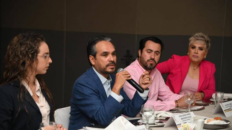La UAS sostuvo una reunión con el Consejo Intercamaral de Culiacán para conocer las necesidades del sector productivo y vincularlas con la formación profesional.