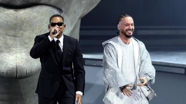 Will Smith canta junto a J. Balvin el tema ‘Men in Black’